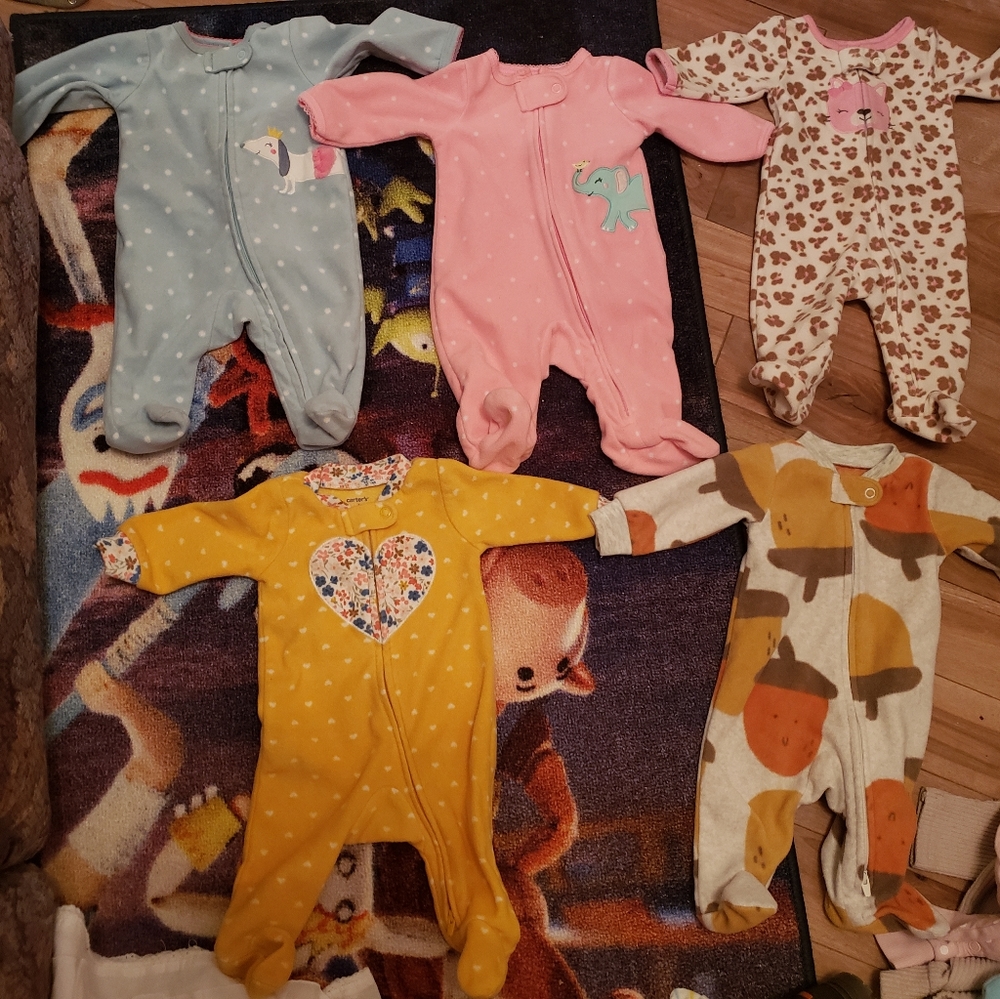 Lot of 5 newborn fleece/polar pajamas